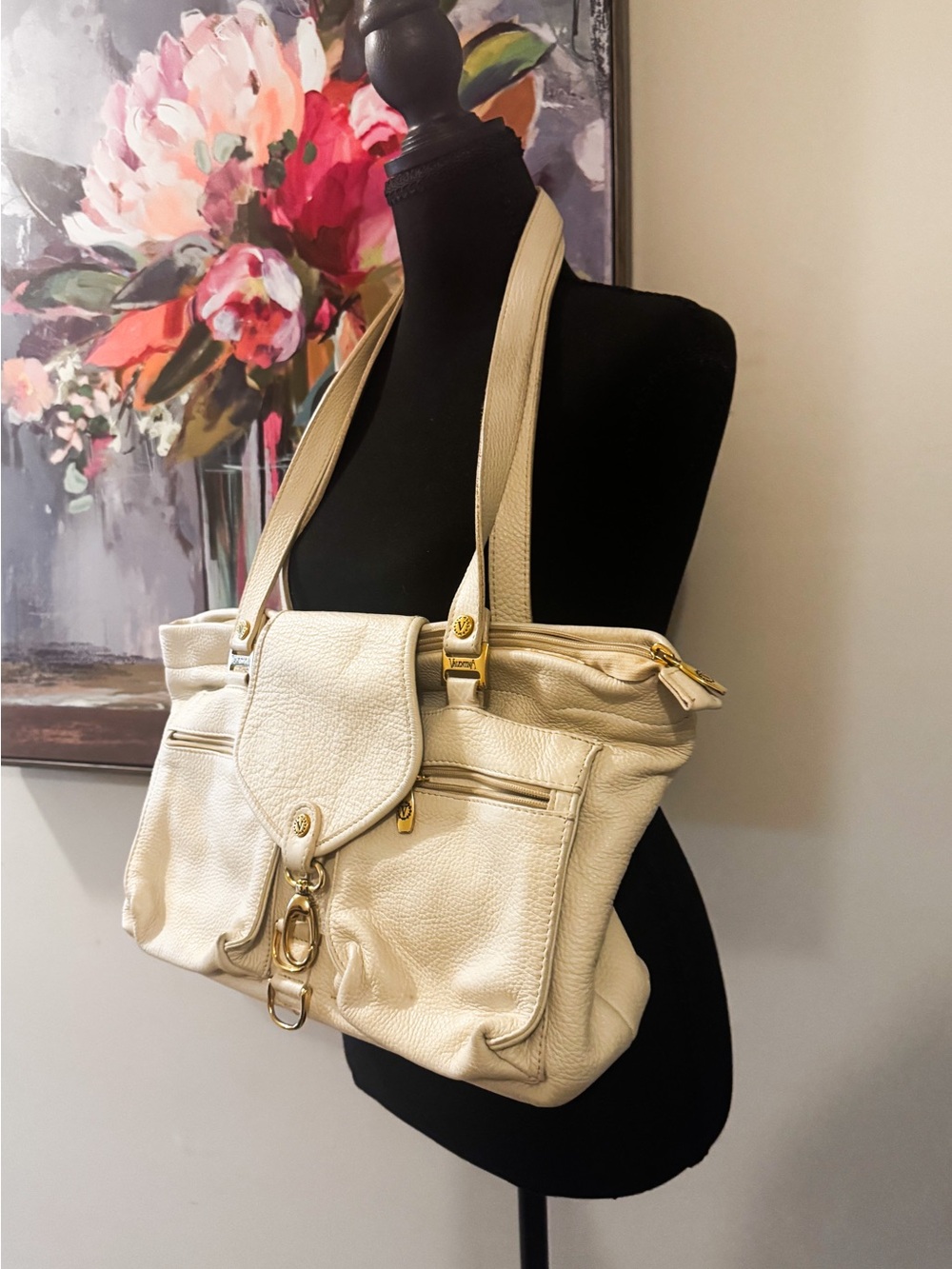 Valentina White Pebbled Leather Shoulder Bag – Made in Italy